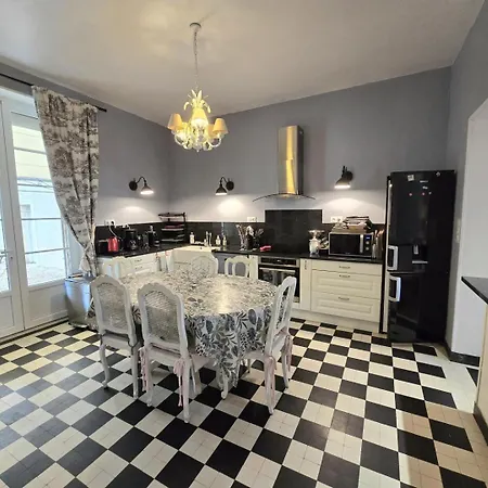 La Charmeraie * Rouffignac Saint-Cernin