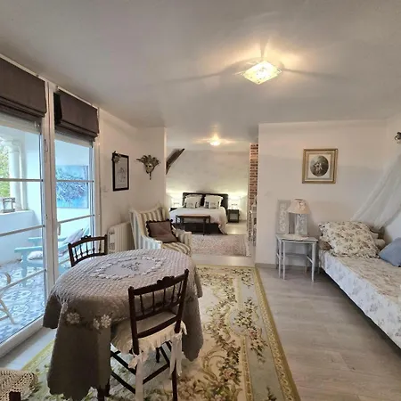 בית נופש La Charmeraie *